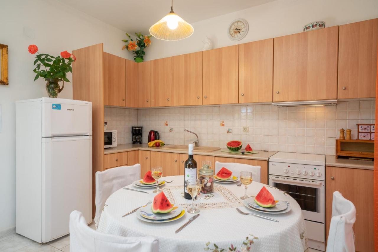 Monambeles Villas Σβορωνάτα Εξωτερικό φωτογραφία