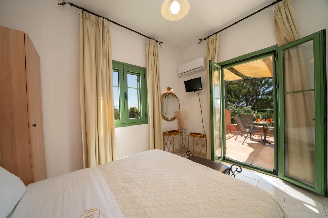 Monambeles Villas Σβορωνάτα Εξωτερικό φωτογραφία
