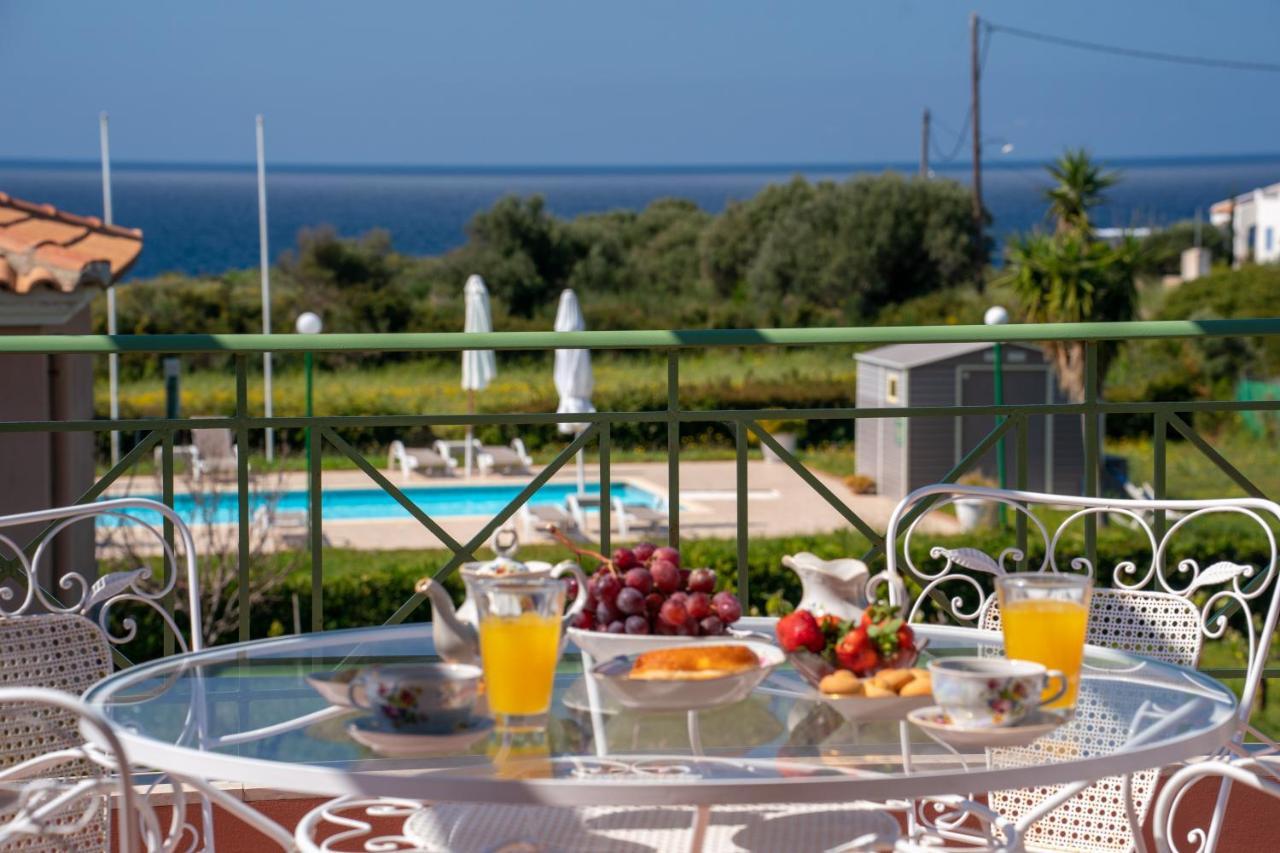 Monambeles Villas Σβορωνάτα Εξωτερικό φωτογραφία