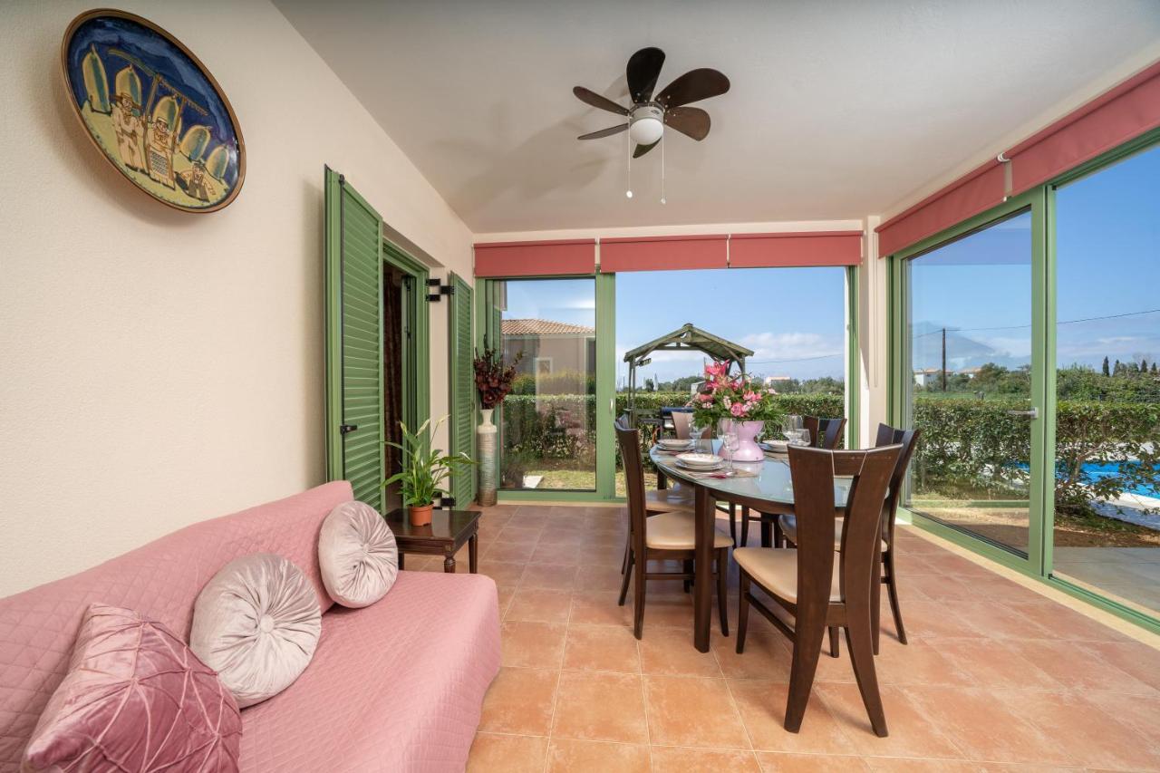 Monambeles Villas Σβορωνάτα Εξωτερικό φωτογραφία