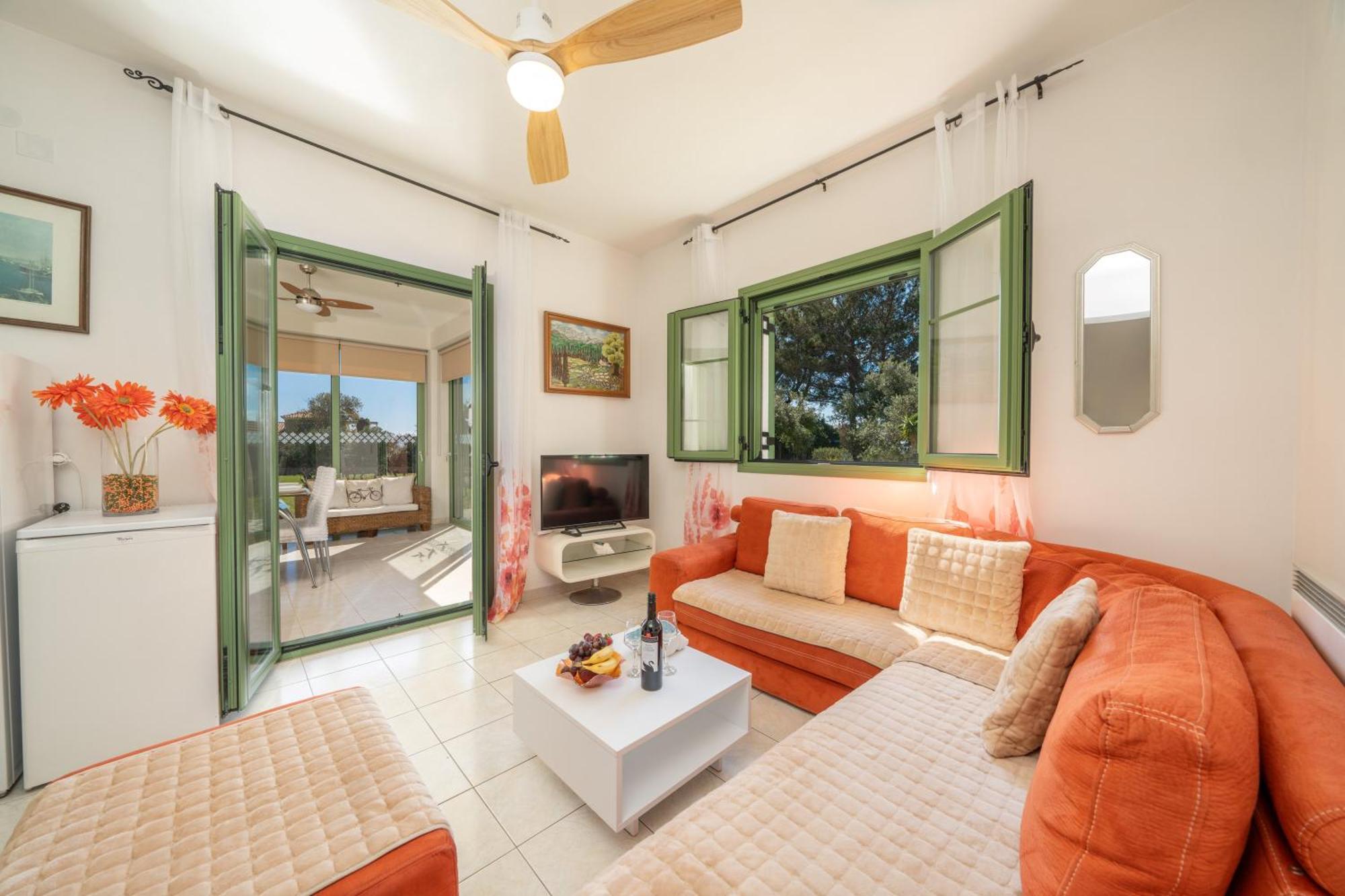 Monambeles Villas Σβορωνάτα Εξωτερικό φωτογραφία