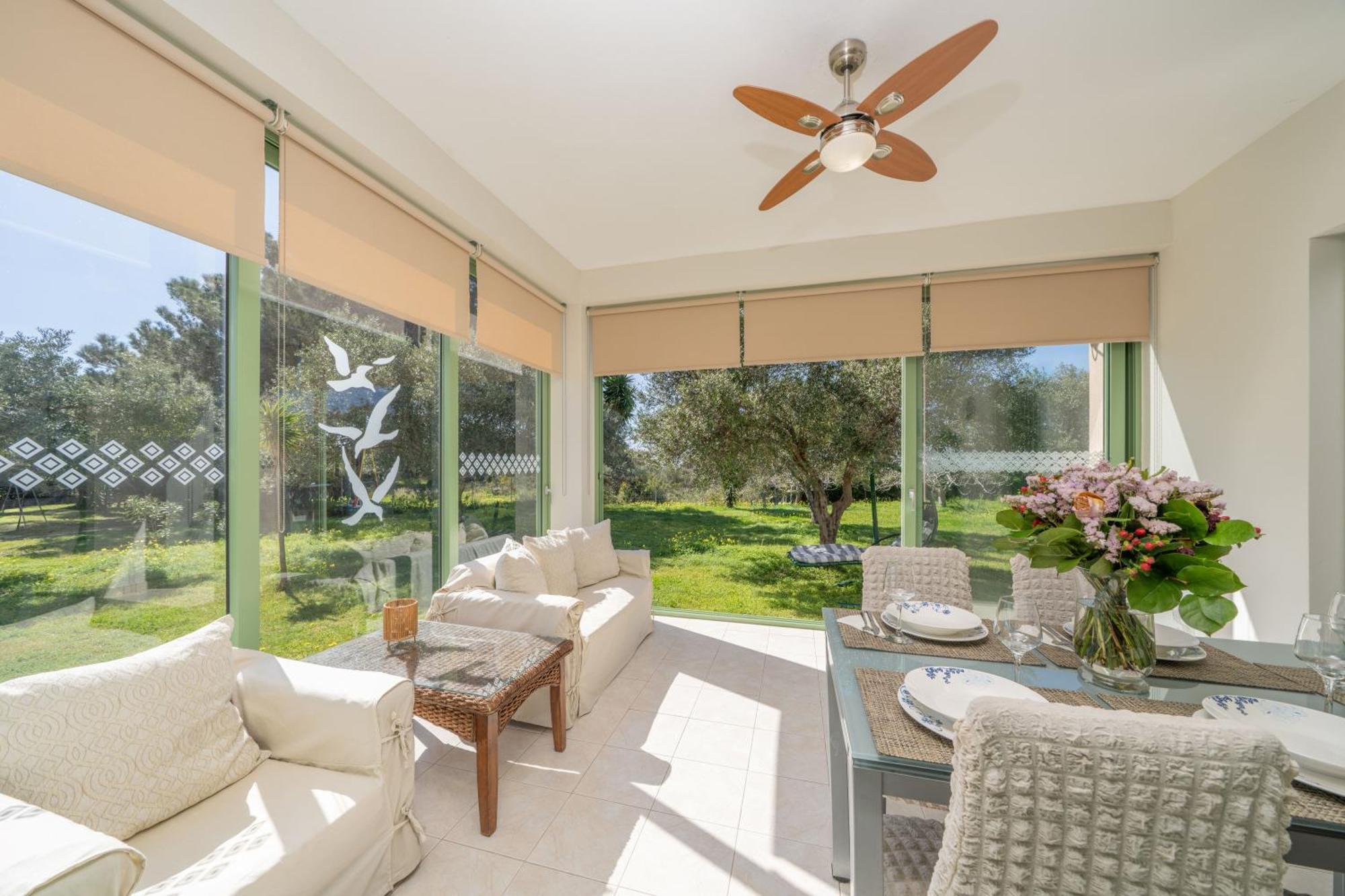 Monambeles Villas Σβορωνάτα Εξωτερικό φωτογραφία