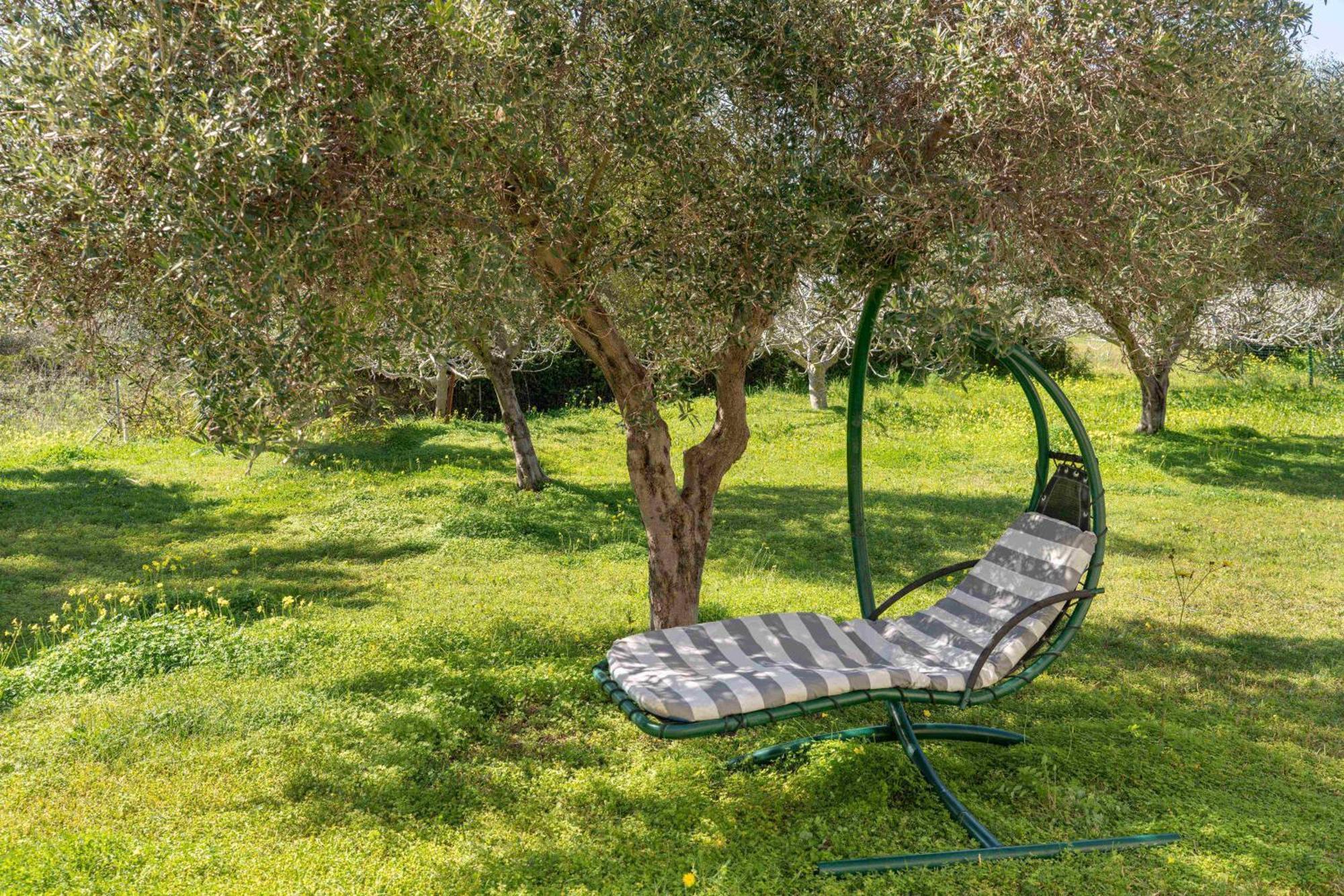 Monambeles Villas Σβορωνάτα Εξωτερικό φωτογραφία