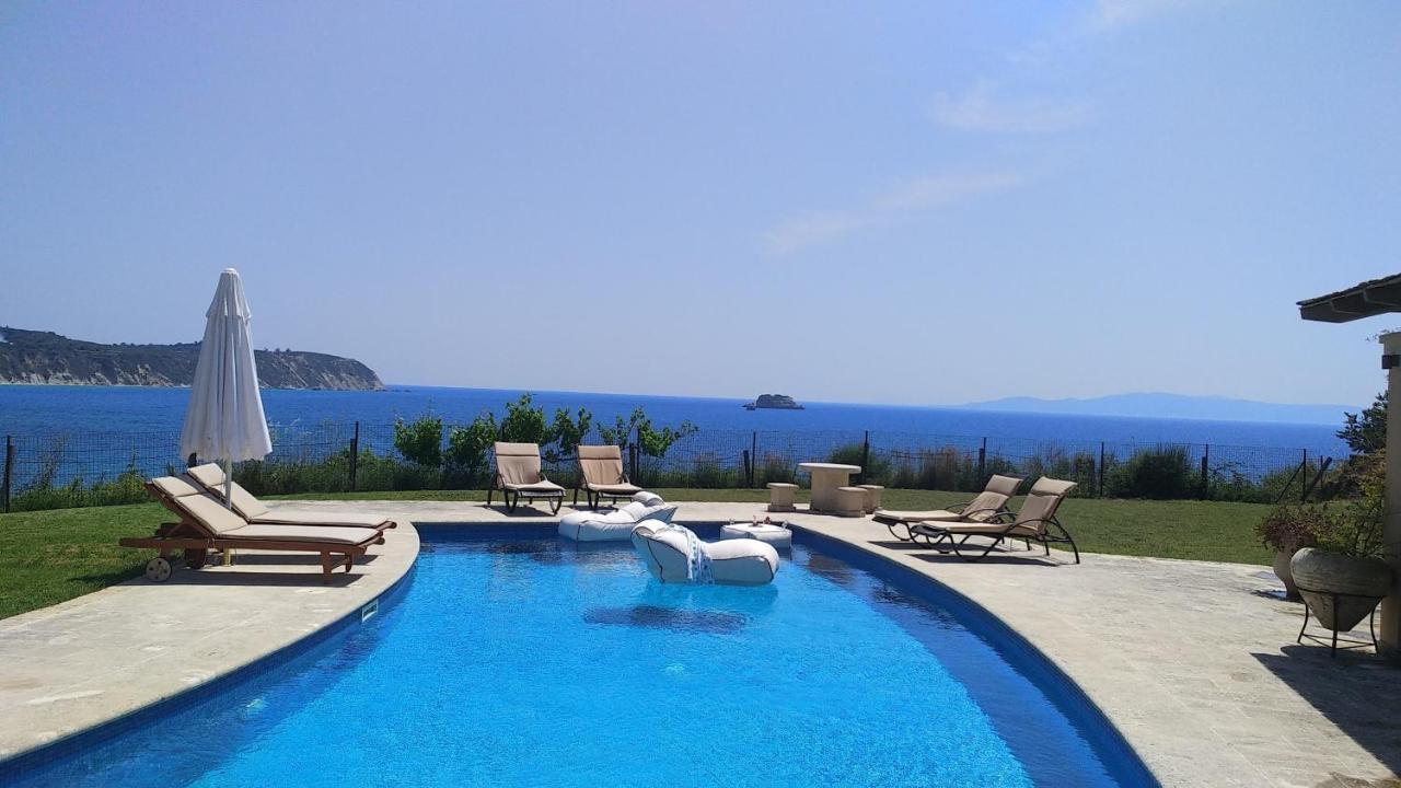 Monambeles Villas Σβορωνάτα Εξωτερικό φωτογραφία