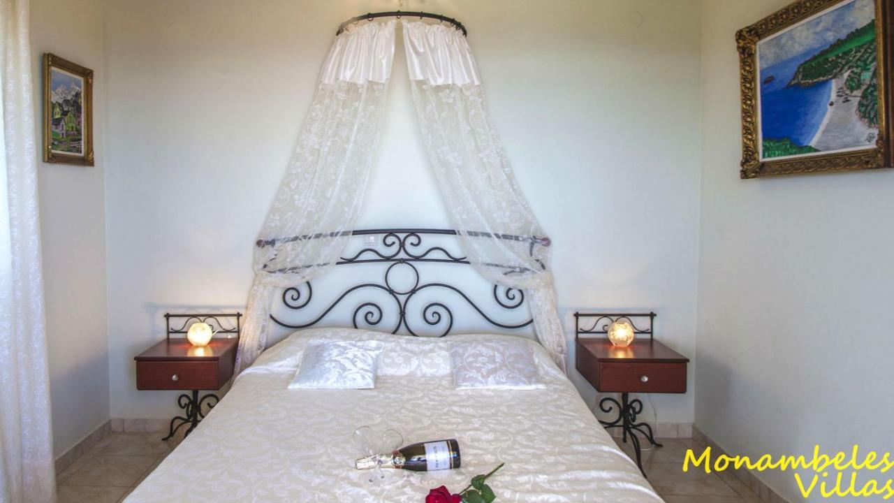 Monambeles Villas Σβορωνάτα Εξωτερικό φωτογραφία