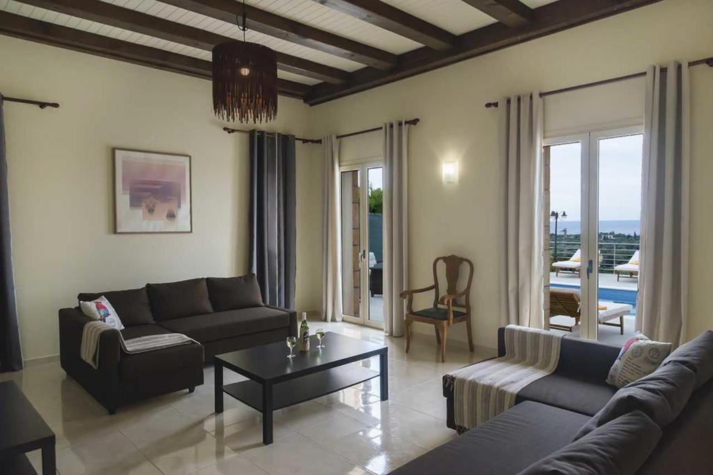Monambeles Villas Σβορωνάτα Εξωτερικό φωτογραφία