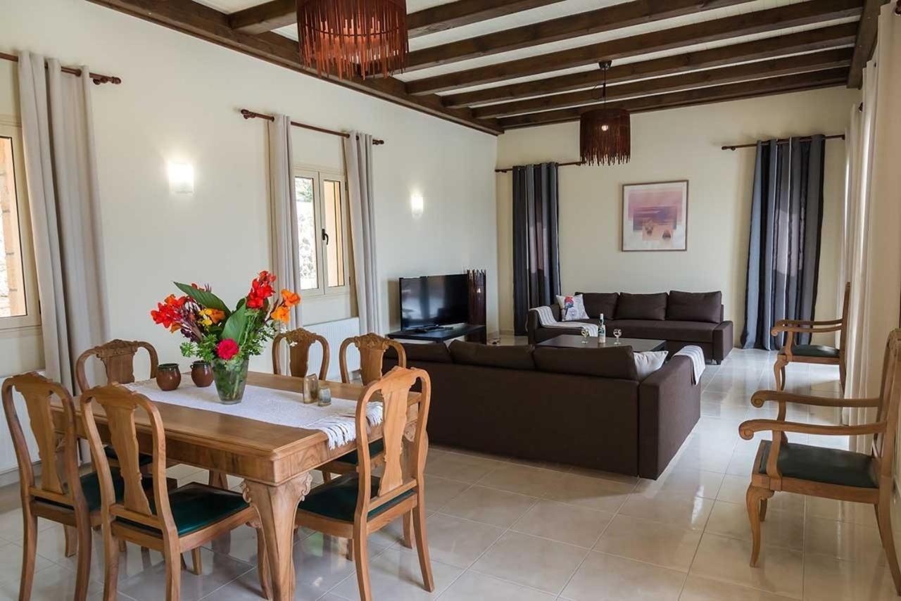 Monambeles Villas Σβορωνάτα Εξωτερικό φωτογραφία