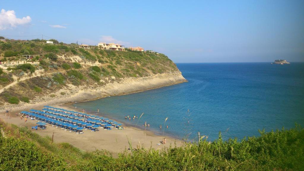 Monambeles Villas Σβορωνάτα Εξωτερικό φωτογραφία